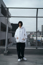 画像をギャラリービューアに読み込む, AWRY SIGNATURE HEAVY HOODIE WHITE